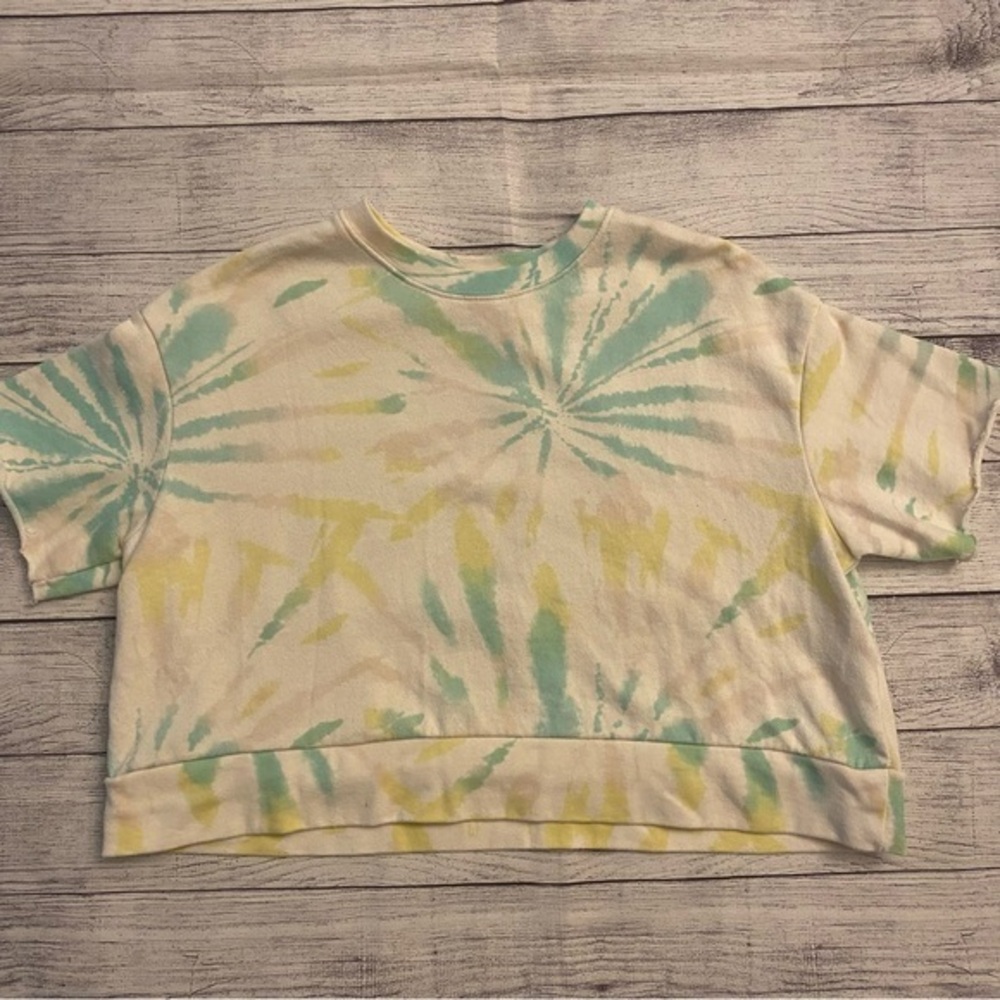 Grayson Threads Kids Sweatshirt Crop Top Tie Dye Burst Size Medium 7/8 Boxy Soft